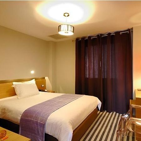 Galaxy City Center Hotel Patras Værelse billede