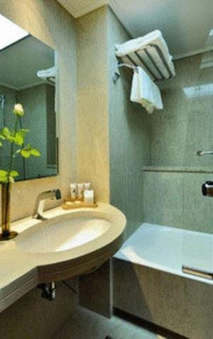 Galaxy City Center Hotel Patras Værelse billede